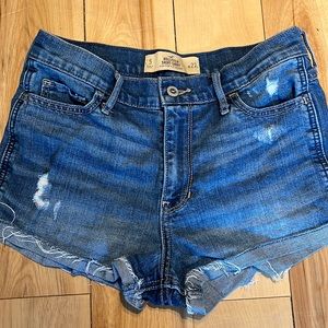 Hollister High Rise Short-Shorts
